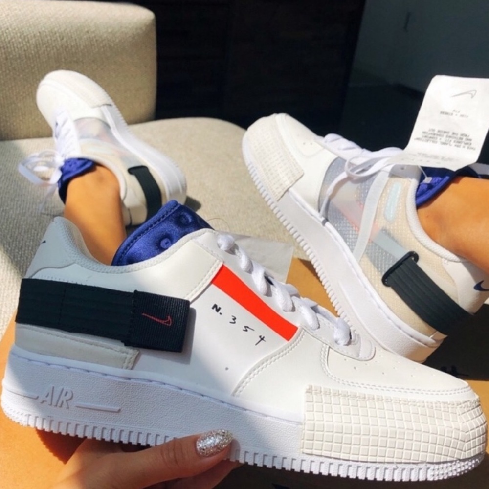 Nike Air Force 1 - Picture 2 of 8